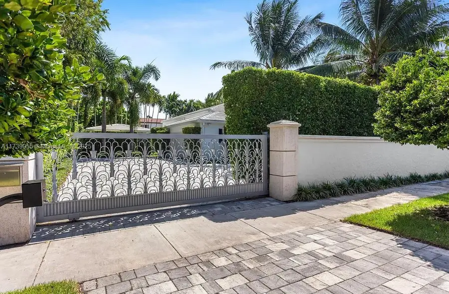 5763 N Bay Rd, Miami Beach, FL 33140 - Image #3