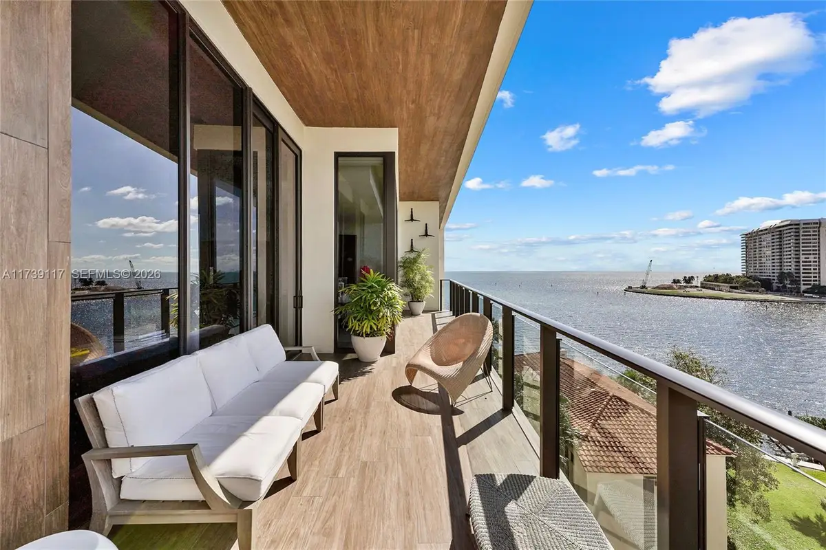 3581 E Glencoe St #605, Coconut Grove, FL 33133 - Image #1