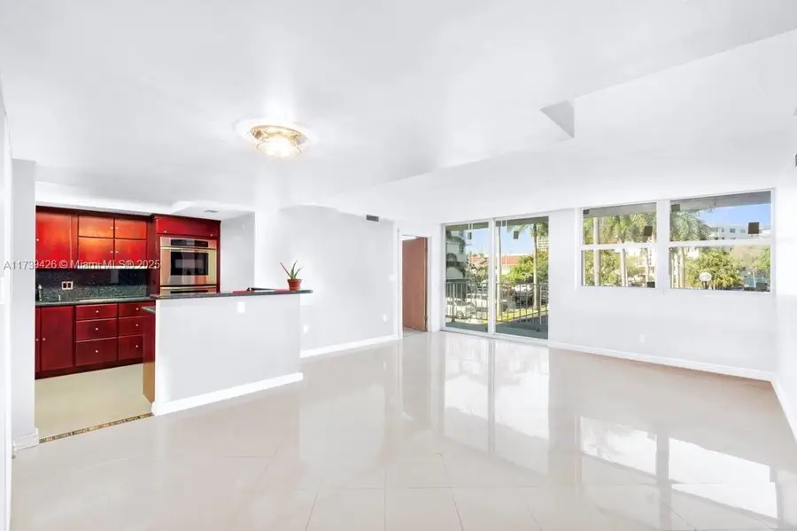 16558 NE 26th Ave #2J, North Miami Beach, FL 33160 - #2
