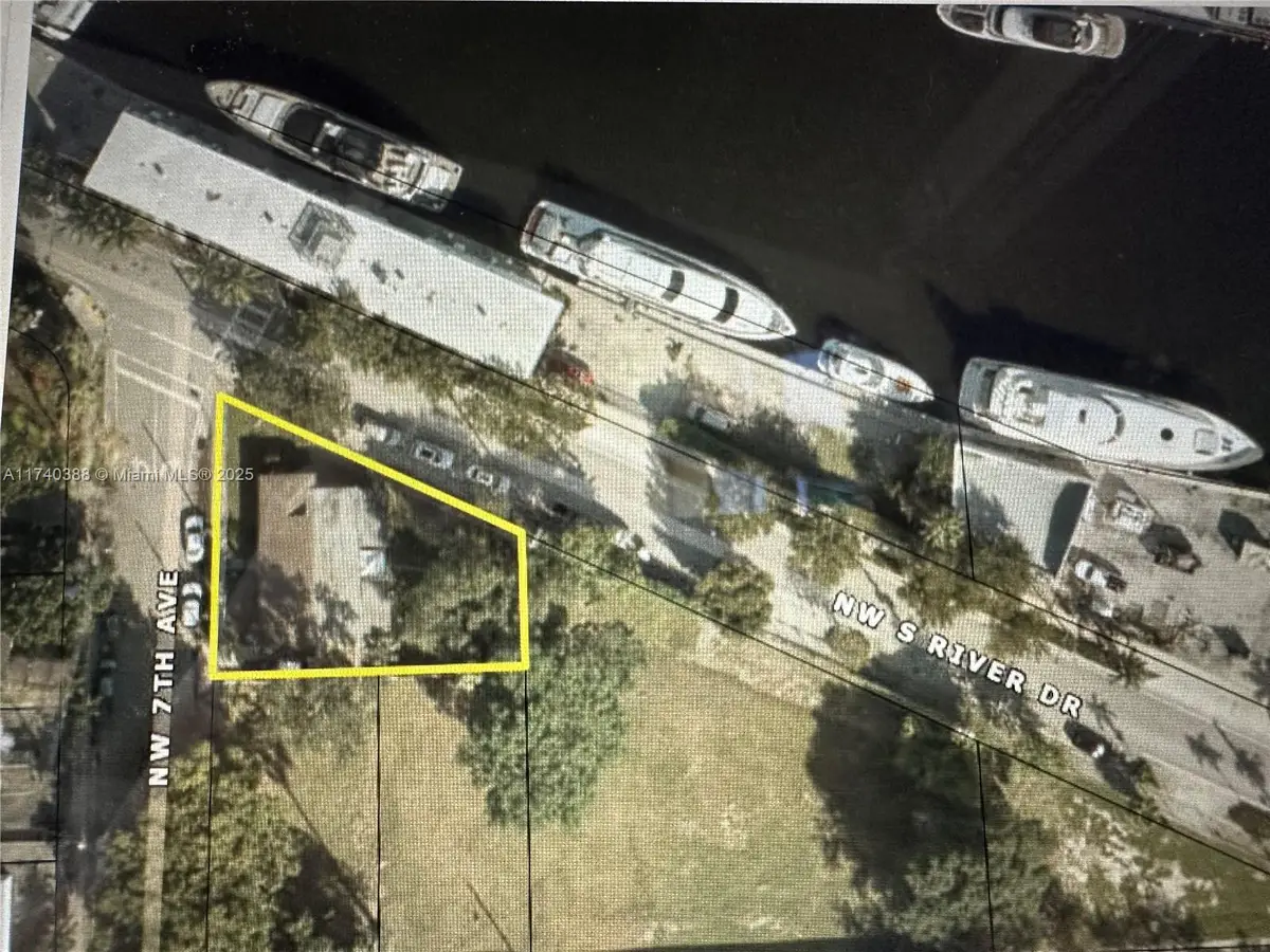 325 NW 7th Ave, Miami, FL 33128 - Image #1