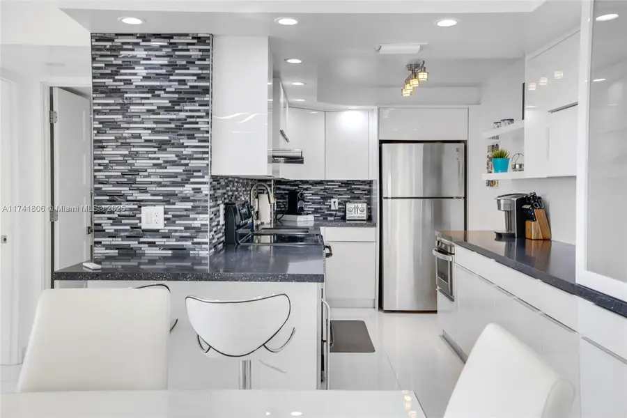 3031 N Ocean Blvd #604, Fort Lauderdale, FL 33308 - #2