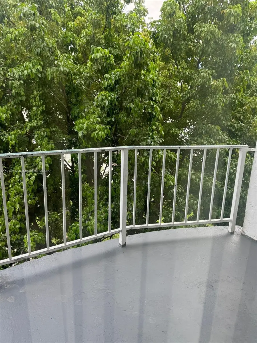 484 NW 165th St Rd #A-516, Miami, FL 33169 - Image #2