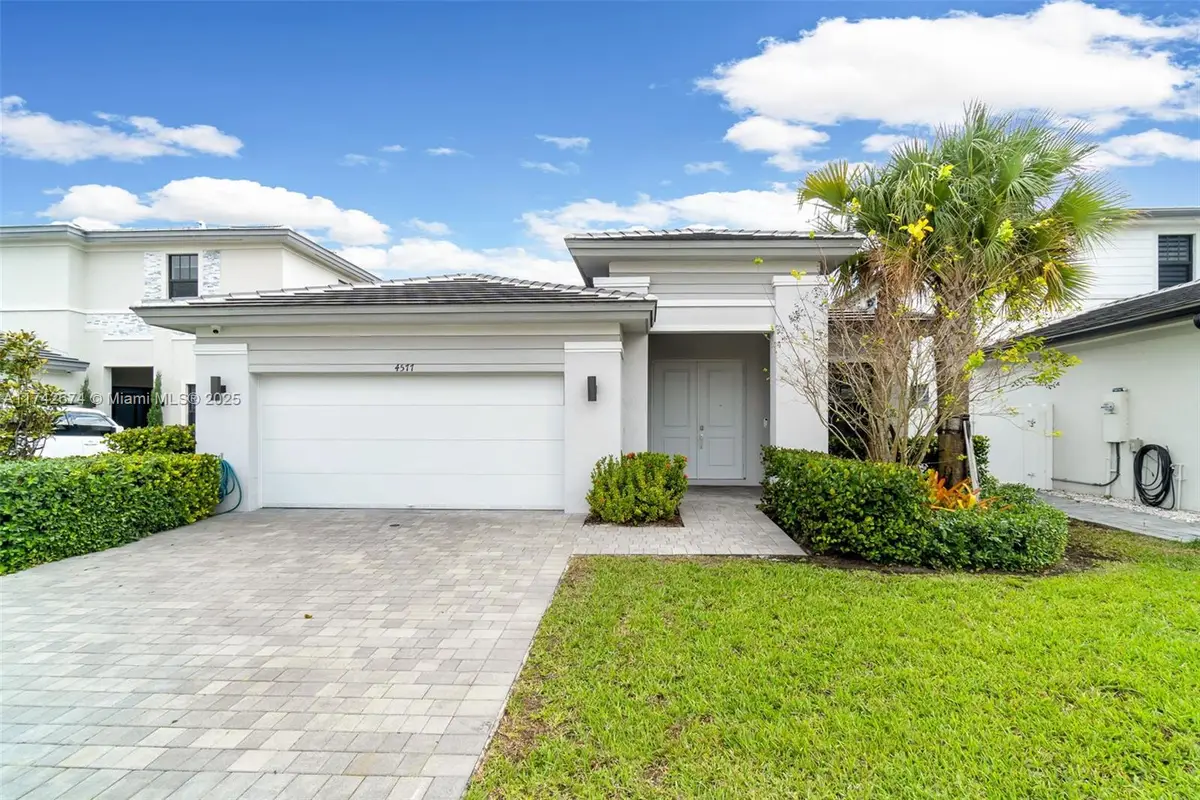 4577 SW 174th Ave, Miramar, FL 33029 - Image #1