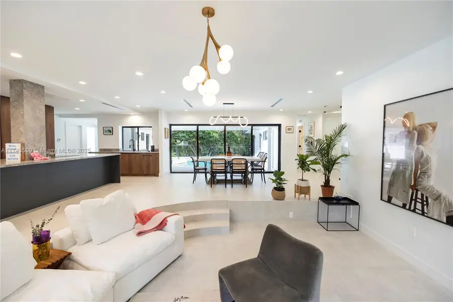 3111 Anderson Rd, Coral Gables, FL 33134 - #2