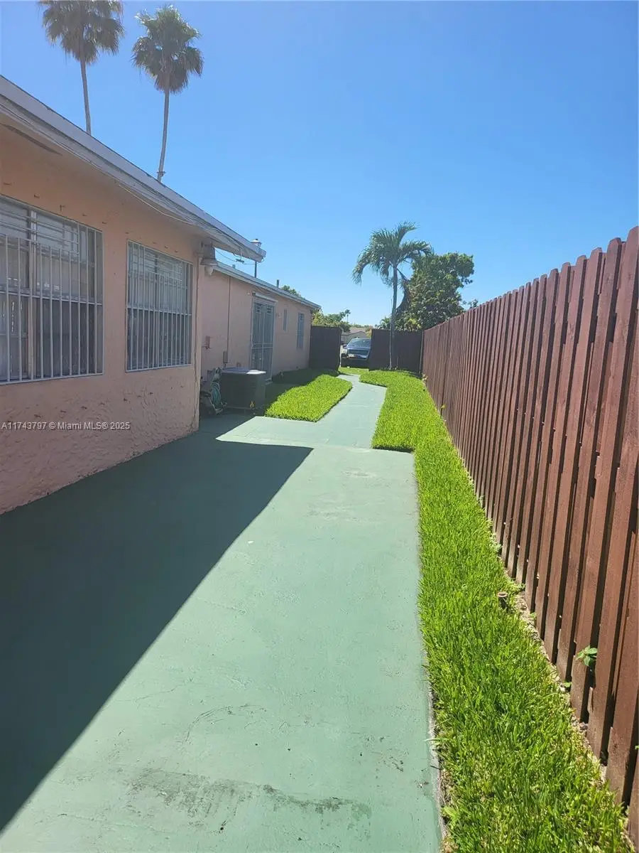 6771 NW 199th Ter, Hialeah, FL 33015 - Image #3