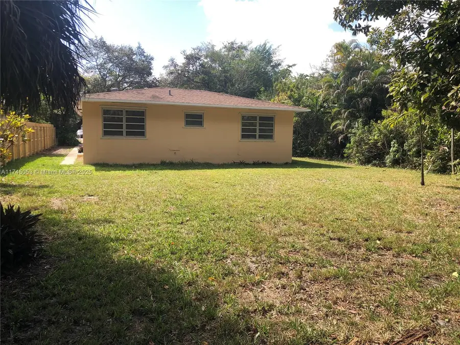 Address Withheld By Seller, North Miami, FL 33161 - Image #3