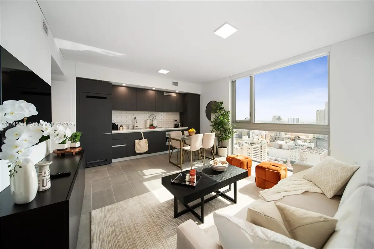 227 NE 2nd St #3106, Miami, FL 33132 - #1