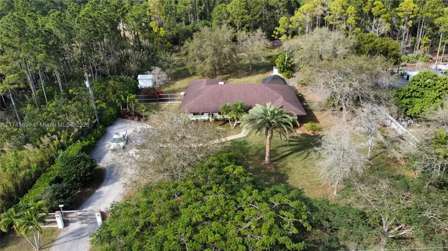 19425 SW 334th St, Homestead, FL 33034 - Image #2