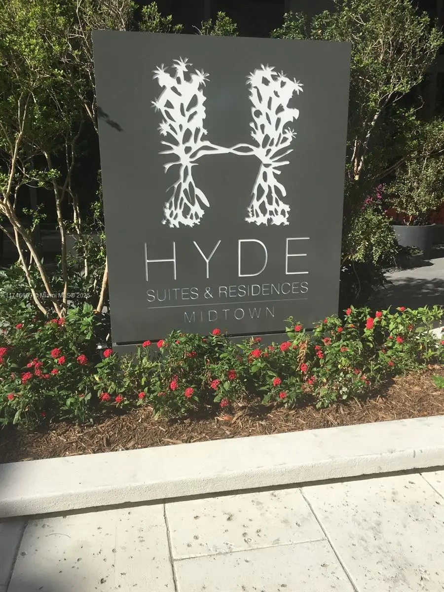 121 NE 34th St #1906A, Miami, FL 33137 - Image #2