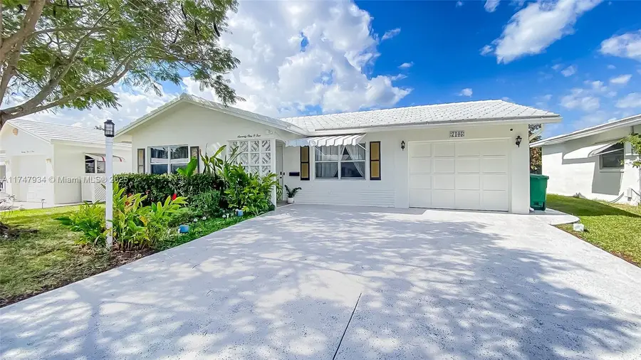 7105 NW 73rd Ave, Tamarac, FL 33321 - Image #2
