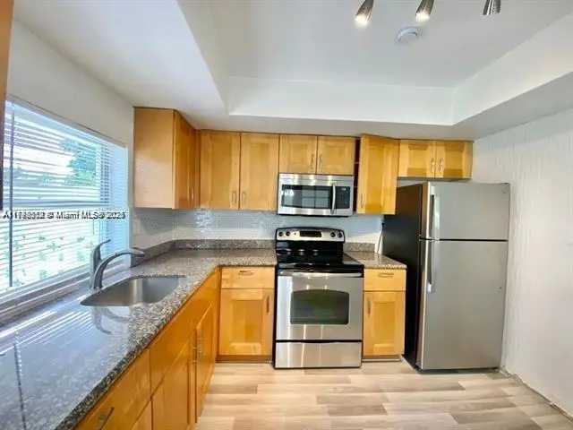 6521 NW 21st St, Sunrise, FL 33313 - #2