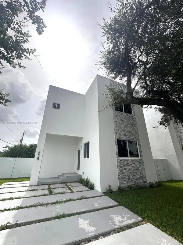 538 NW 17th Ave, Fort Lauderdale, FL 33311