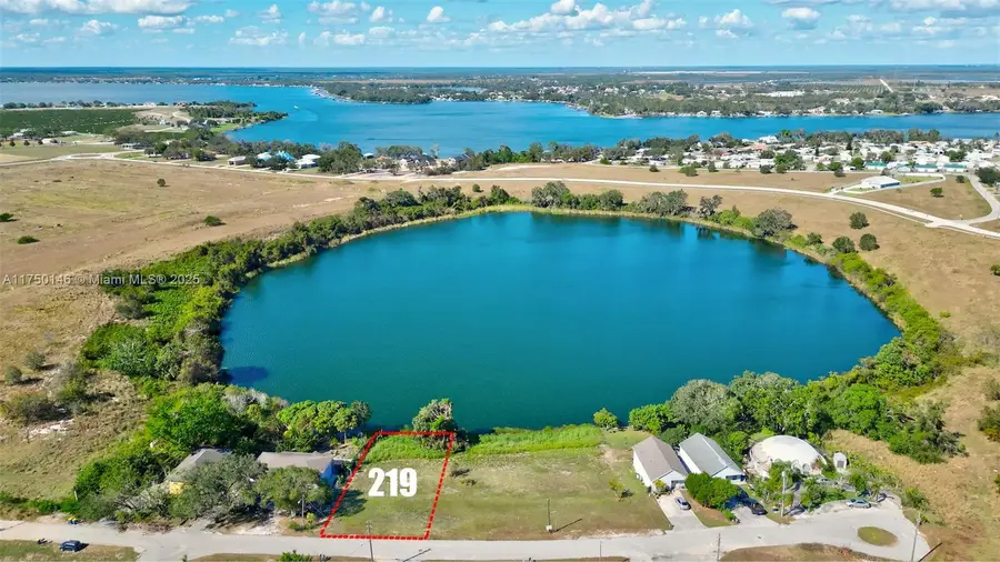 219 Rachard Blvd, Lake Placid, FL 33852 - Image #2