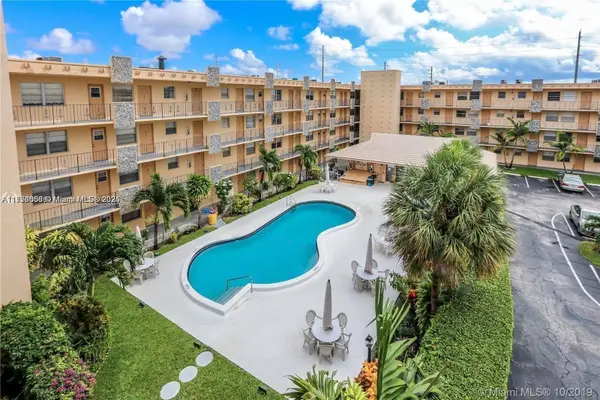 2145 Pierce St #421, Hollywood, FL 33020