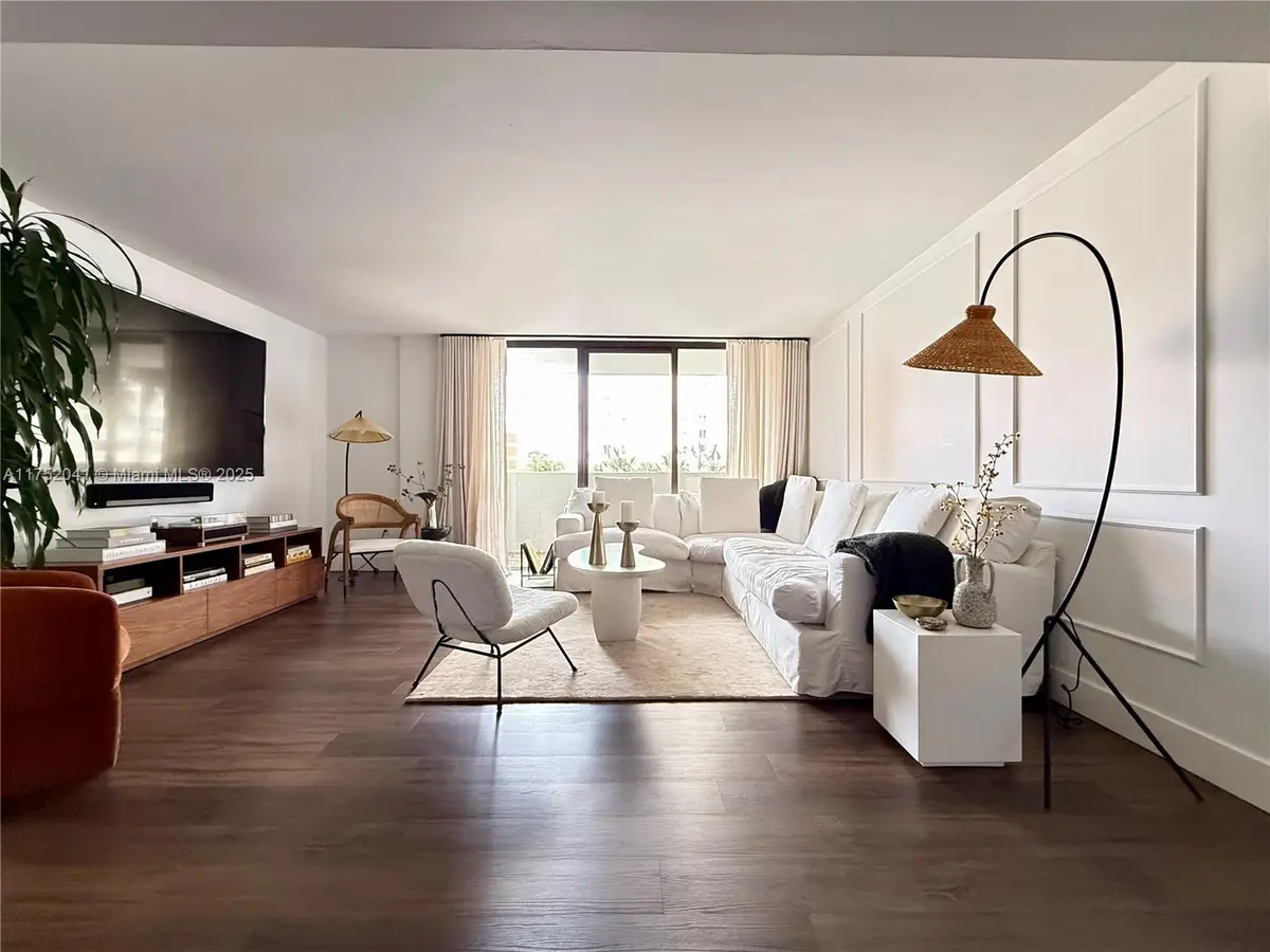 600 Biltmore Way #215, Coral Gables, FL 33134 - Image #1