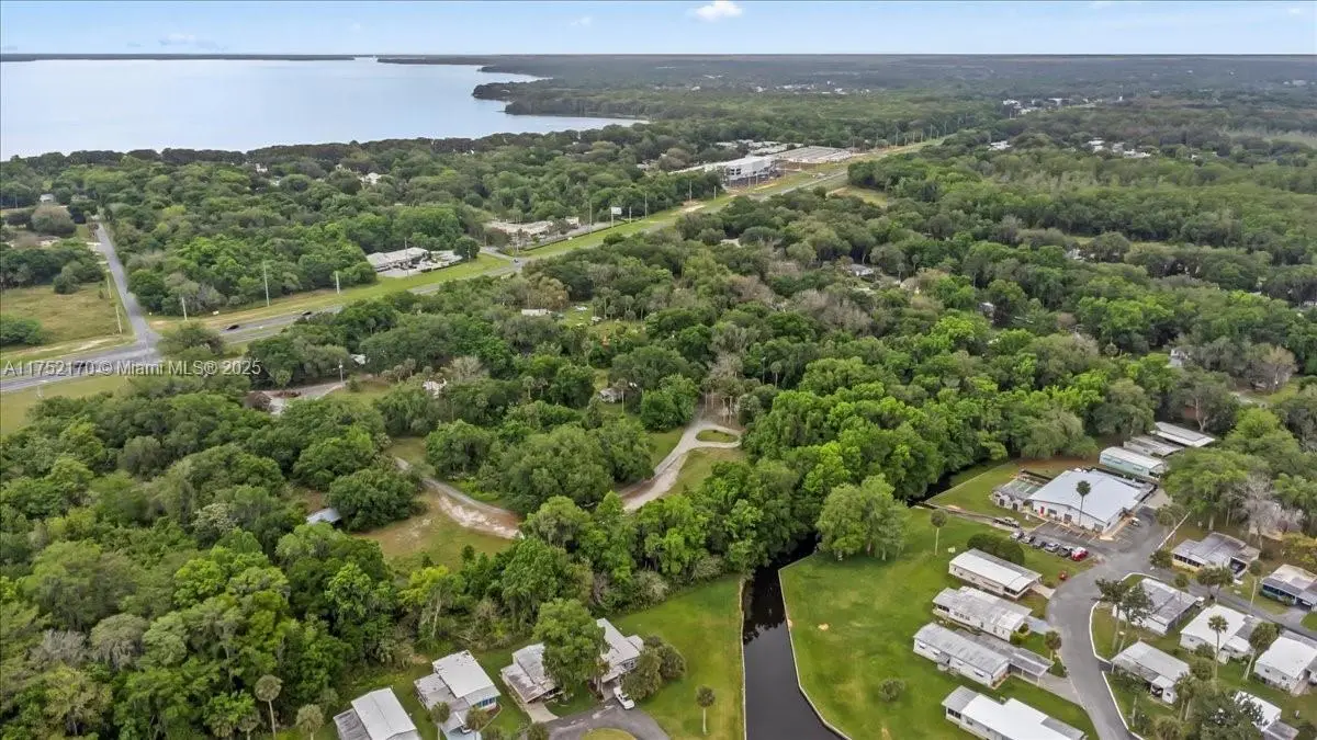 1712 Connell Rd, Leesburg, FL 34748 - #1