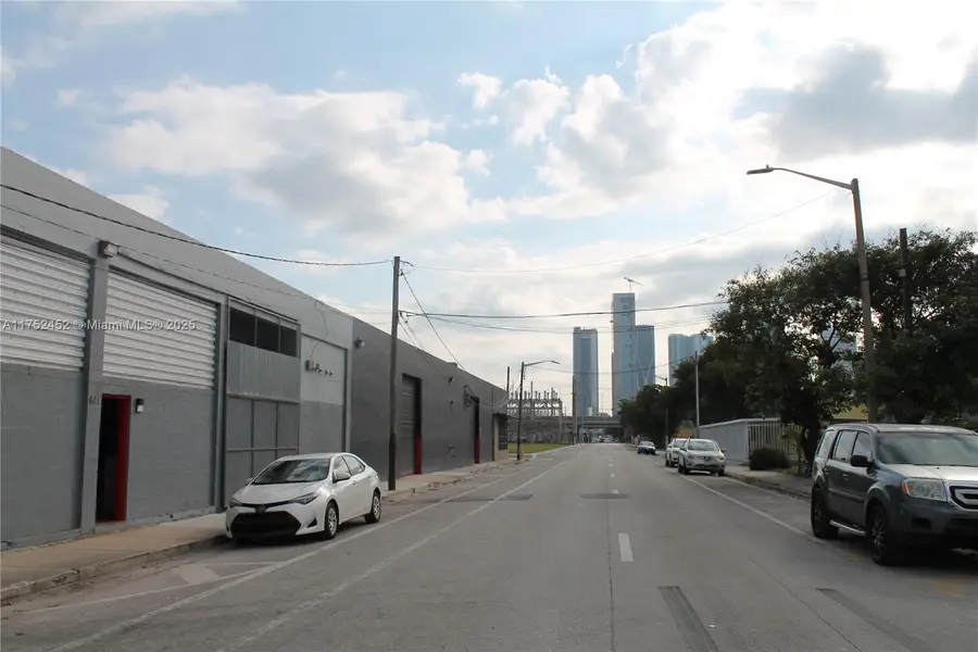 611 NW 11th St, Miami, FL 33136 - Image #3