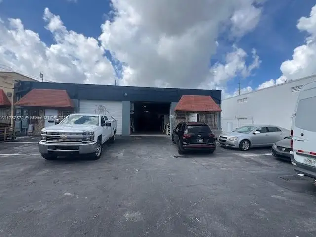 517 NE 2nd Ave, Hallandale Beach, FL 33009 - #1