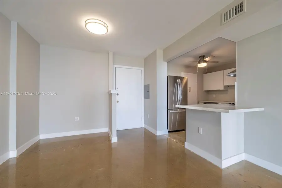 2841 NE 163rd St #605, North Miami Beach, FL 33160 - Image #3