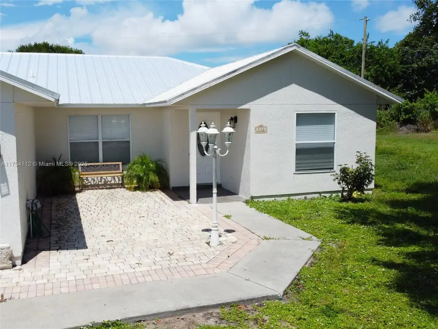 720 2nd Pl Sw, Vero Beach, FL 32962 - Image #3