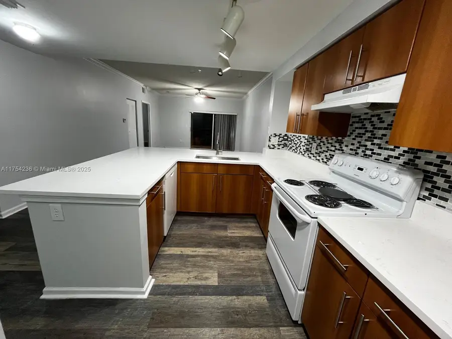 5900 W Sample Rd #303, Coral Springs, FL 33067 - Image #2