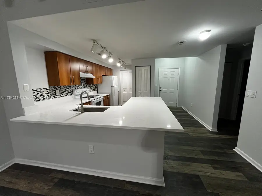 5900 W Sample Rd #303, Coral Springs, FL 33067 - Image #3