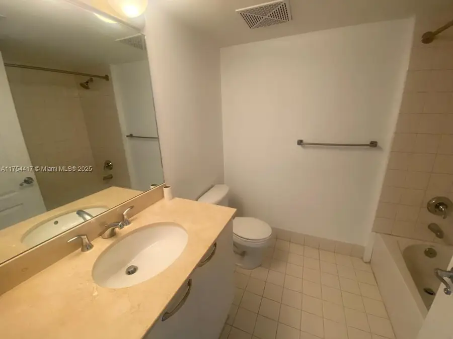 2101 Brickell Ave #1401, Miami, FL 33129 - Image #3