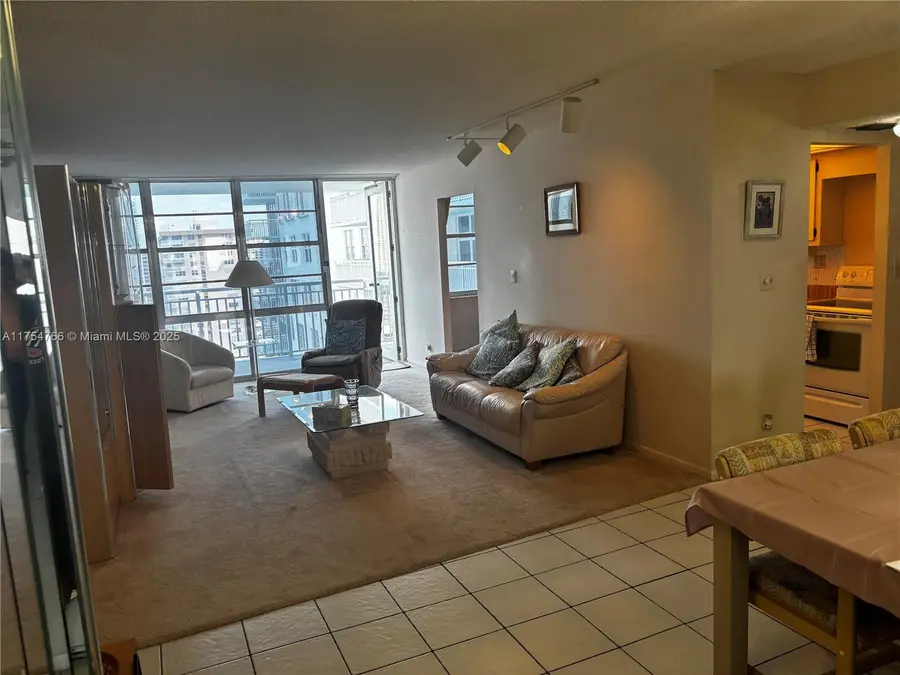 301 174th St #2217, Sunny Isles Beach, FL 33160 - #2