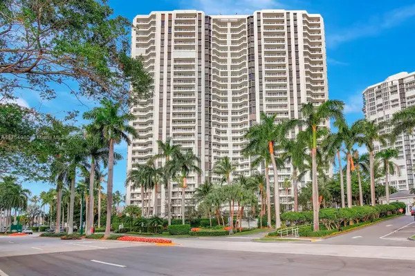 21205 Yacht Club Dr #1802, Aventura, FL 33180