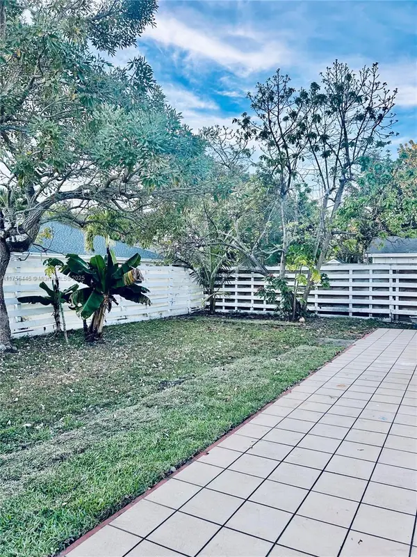 15016 SW 139th Pl, Miami, FL 33186