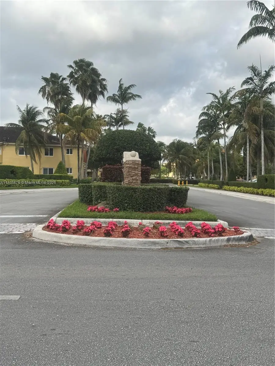 940 NE 33rd Ter #103, Homestead, FL 33033 - Image #1