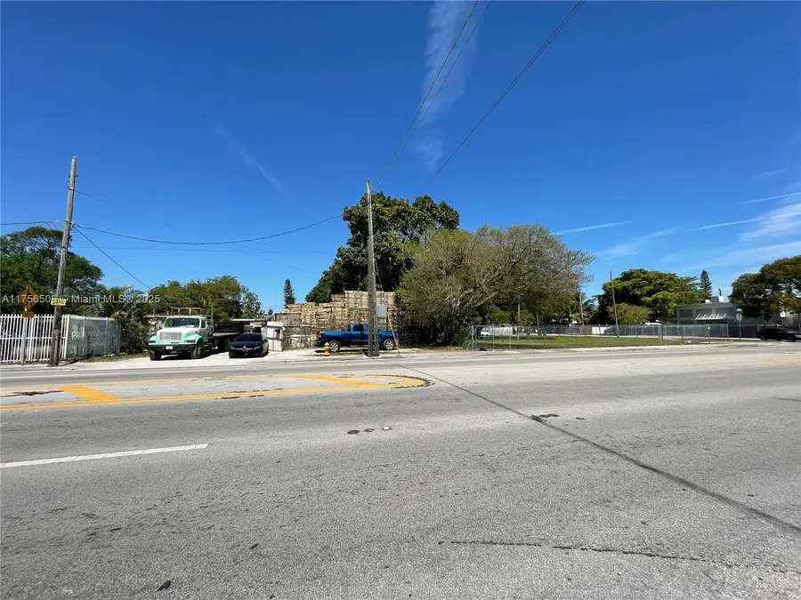 3013 NW 54th St, Miami, FL 33142 - Image #2
