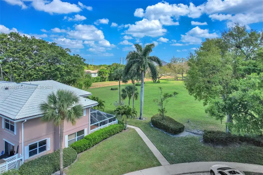 1947 Stratford Way, West Palm Beach, FL 33409 - Image #2