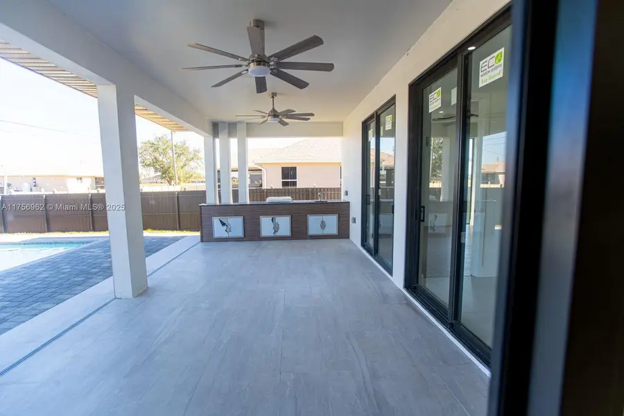 1817 NE 17th St, Cape Coral, FL 33909 - #3