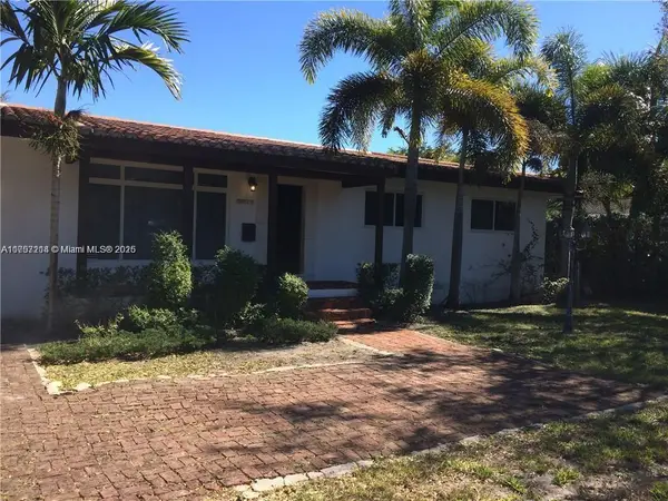 7925 SW 54th Ave, Miami, FL 33143