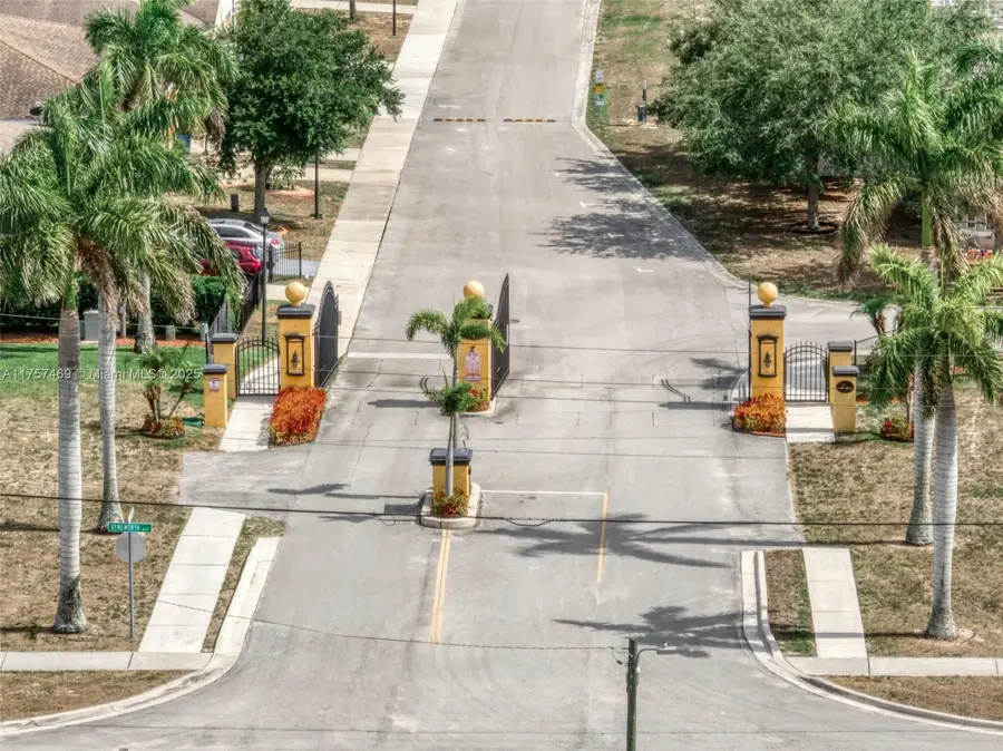 1434 Las Villas Blvd, Sebring, FL 33870 - #3