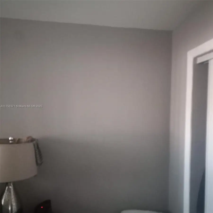 1241 NW 111th St, Miami, FL 33167 - Image #3