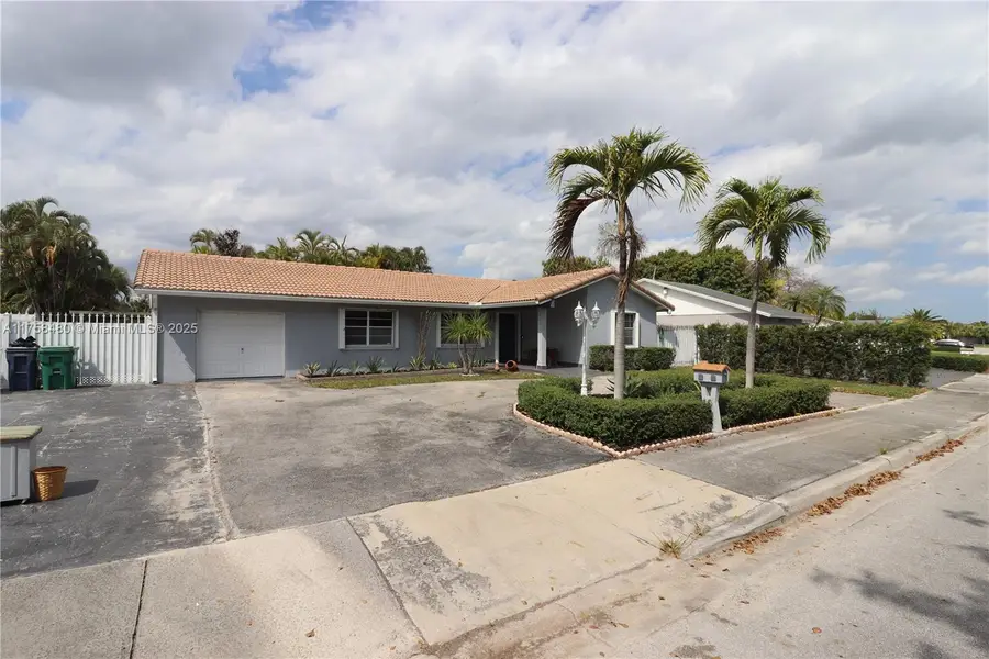 5250 SW 133rd Ave, Miami, FL 33175 - Image #2