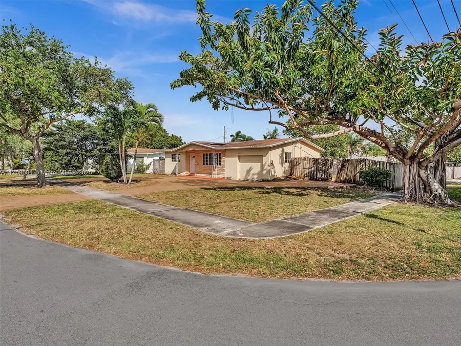 4401 Johnson St, Hollywood, FL 33021 - Image #2