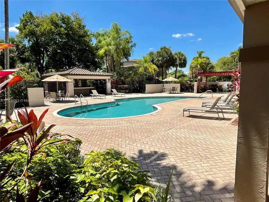 9846 Nob Hill Ln #9846, Sunrise, FL 33351 - Image #3