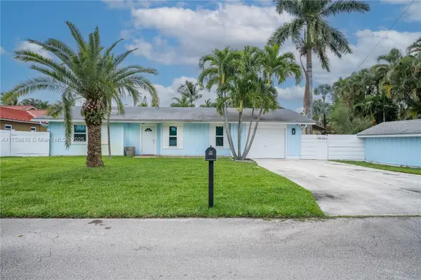 4541 SW 28th Ter, Dania Beach, FL 33312