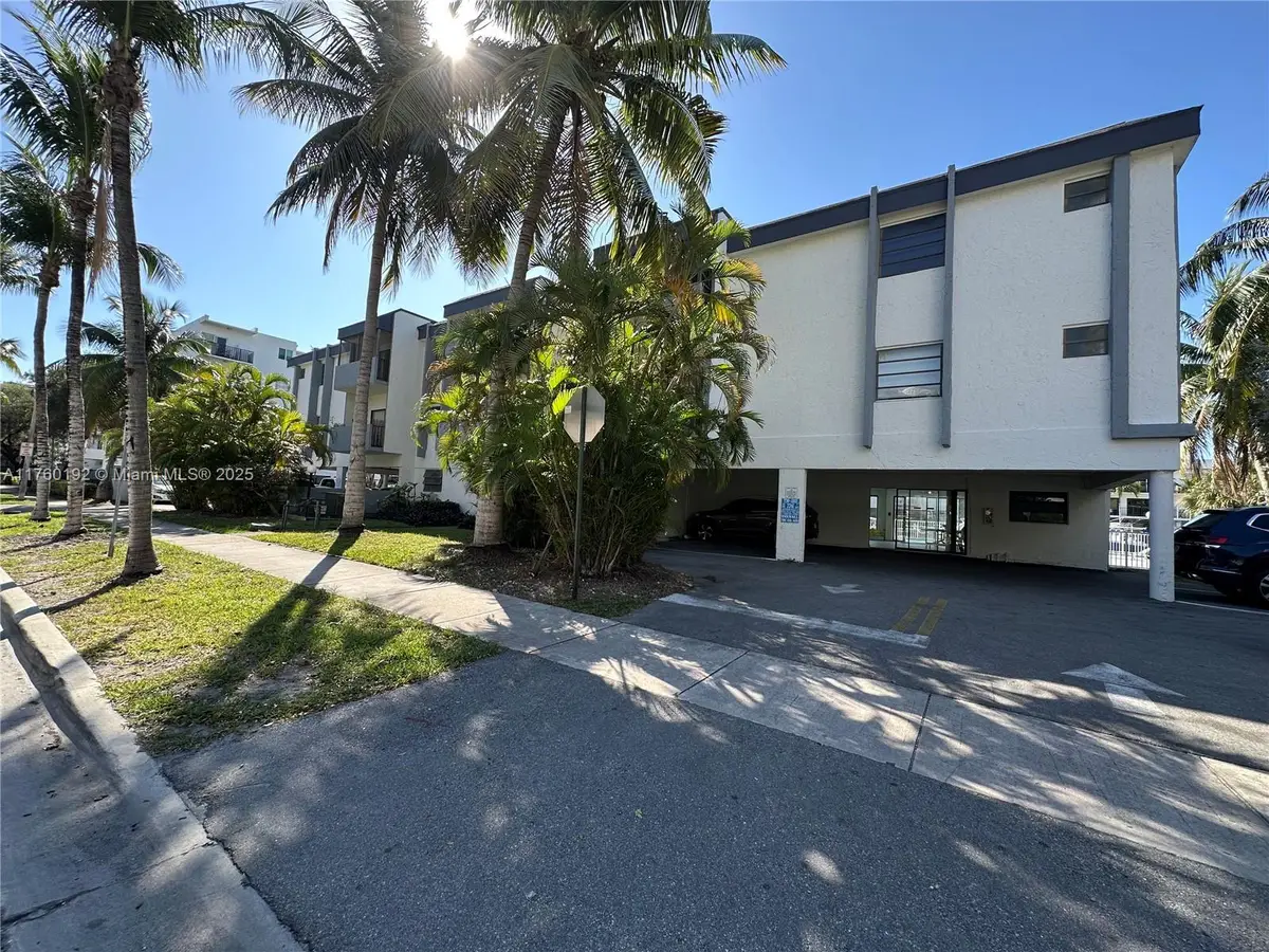3582 NE 171st Street #301, North Miami Beach, FL 33160 - Image #1