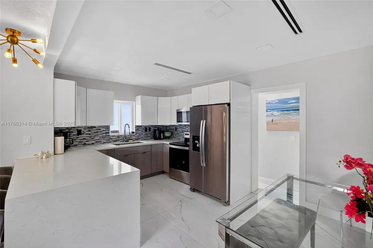 231 NW 44th St, Miami, FL 33127 - Image #1