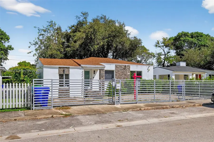 231 NW 44th St, Miami, FL 33127 - Image #2