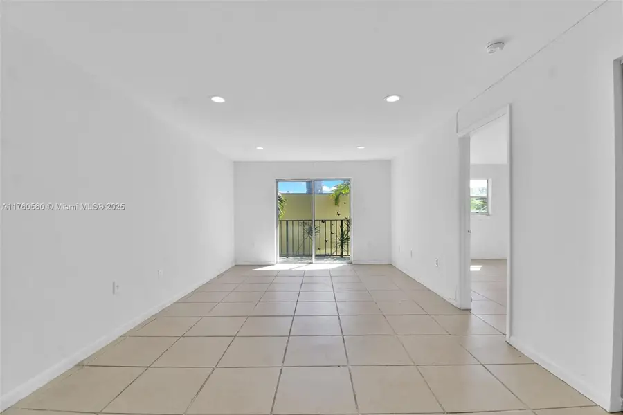618 Euclid Ave #303, Miami Beach, FL 33139 - #3