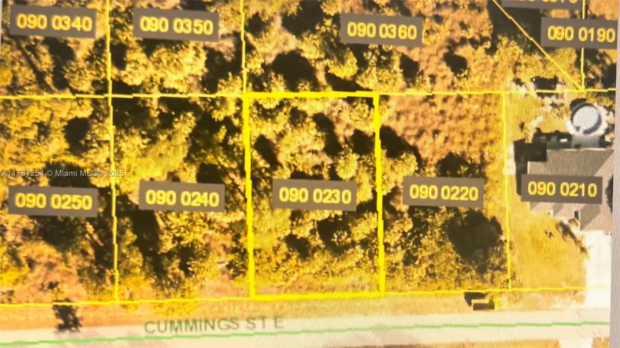 1245 E Cummings St, Lehigh Acres, FL 33974 - Image #2