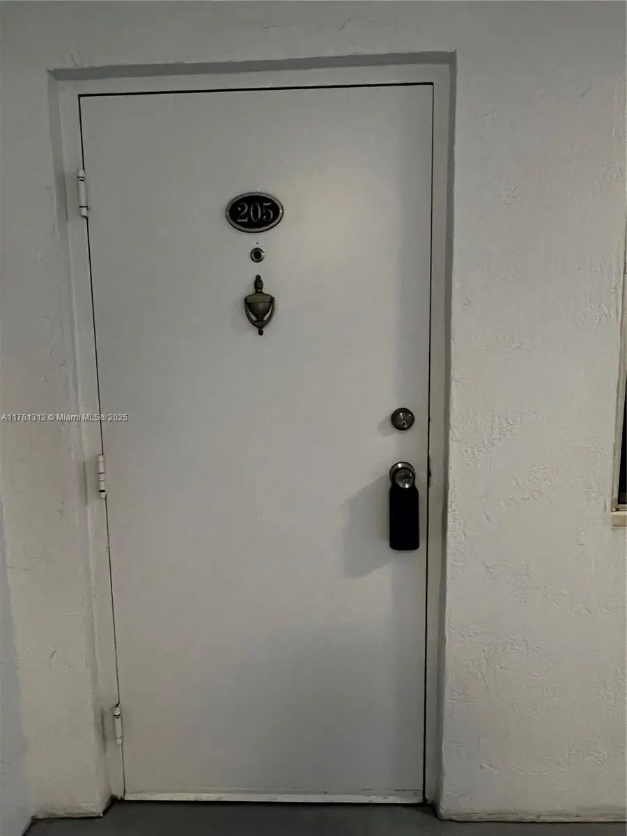 2575 SW 27th Ave #205, Miami, FL 33133 - Image #3