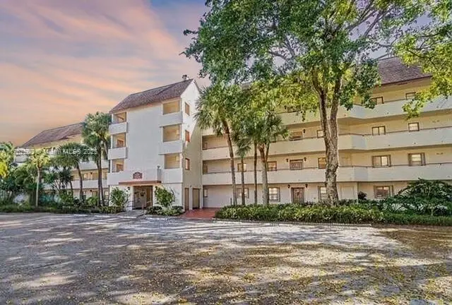 12524 Shoreline Dr #104, Wellington, FL 33414 - Image #1