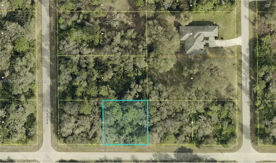 2803 E 19th St, Lehigh Acres, FL 33972 - Image #2