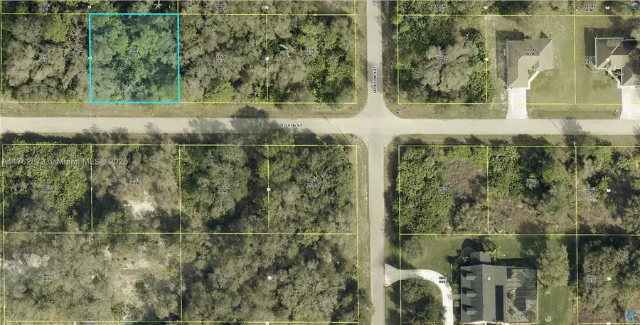 2803 E 19th St, Lehigh Acres, FL 33972 - Image #3